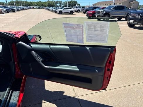 Used 1998 Chevrolet Camaro Z28 w/ SS Performance/Appearance Pkg RWD image 13