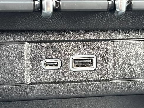 New 2026 Chevrolet Colorado ZR2 w/ Technology Package AWD/4WD image 39