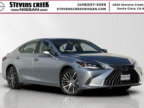 Used 2025 Lexus ES 300h w/ Premium Package image 1