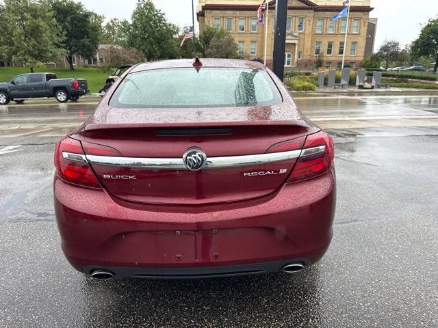 Used 2017 Buick Regal Sport Touring FWD image 4