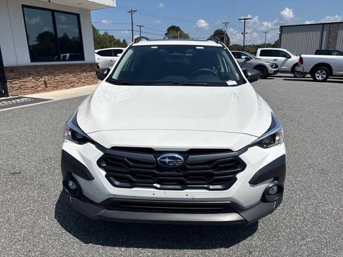 Used 2025 Subaru Crosstrek 2.5i Premium AWD/4WD image 12