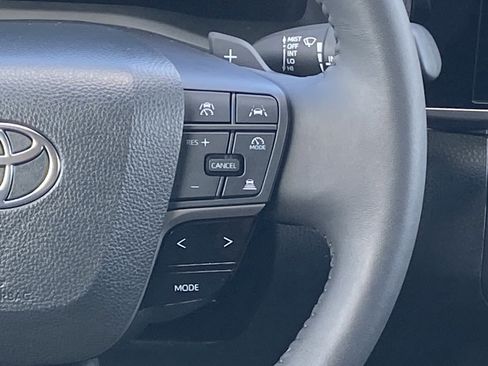 Certified 2025 Toyota Camry XSE FWD image 18