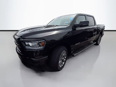 Used 2023 RAM 1500 Laramie AWD/4WD image 5