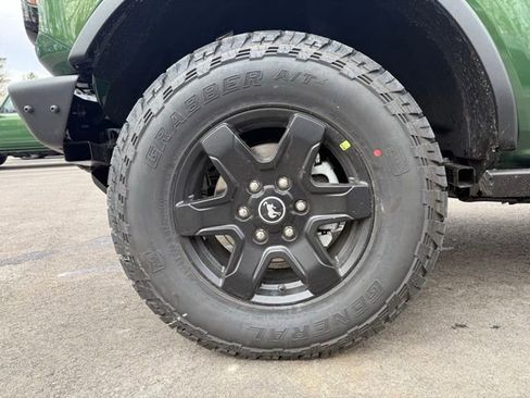 New 2025 Ford Bronco Big Bend w/ Black Diamond Package AWD/4WD image 9