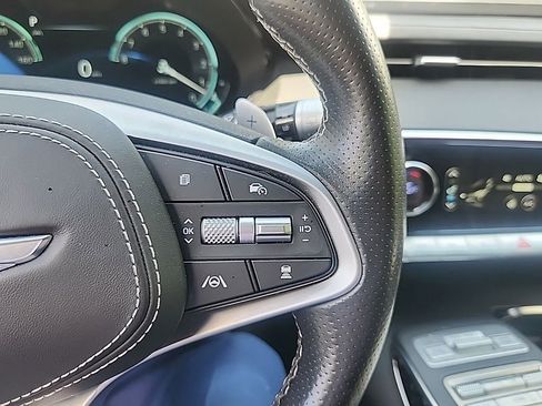 Used 2024 Genesis GV70 3.5T Sport w/ Sport Prestige Package AWD/4WD image 10