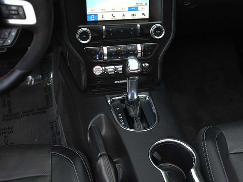 Used 2016 Ford Mustang GT Premium w/ Equipment Group 401A RWD image 17