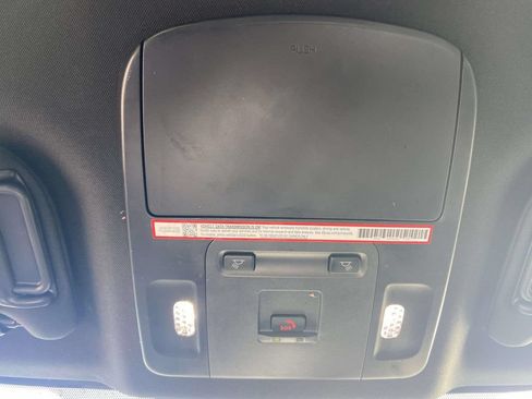 Used 2025 Toyota Camry SE FWD image 21