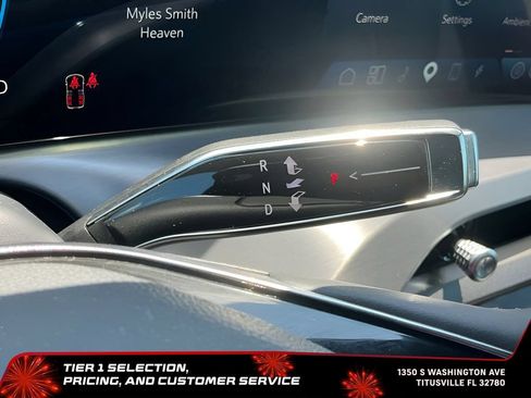 Used 2026 Cadillac Vistiq Sport w/ LPO, Floor Liner Package AWD/4WD image 38
