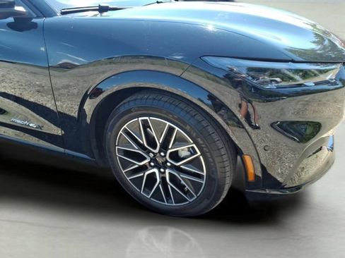 Used 2024 Ford Mustang Mach-E Premium AWD/4WD image 4