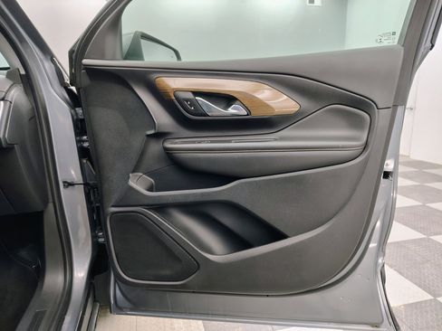 Used 2021 GMC Terrain SLE w/ Driver Convenience Package image 27