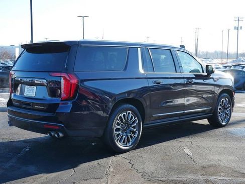 Used 2023 GMC Yukon XL Denali Ultimate image 5