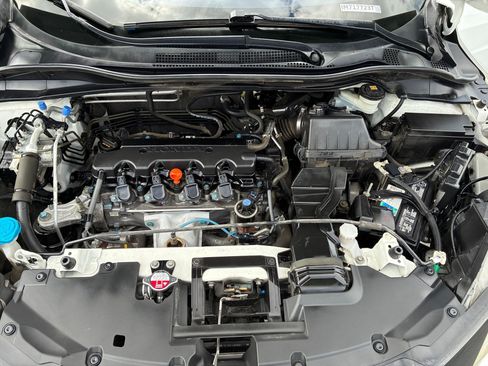 Used 2018 Honda HR-V LX image 31
