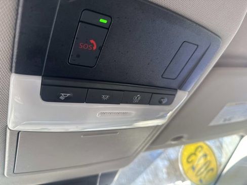 Used 2023 Nissan Rogue SV image 26