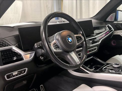 Used 2023 BMW X7 xDrive40i w/ Executive Package image 8