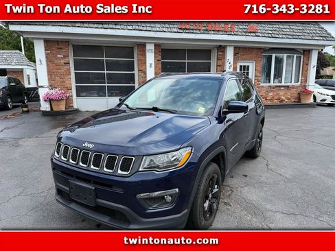 Used 2019 Jeep Compass Latitude AWD/4WD image 1