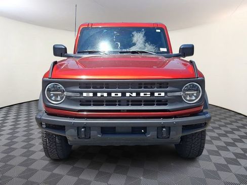 Used 2022 Ford Bronco Black Diamond AWD/4WD image 2