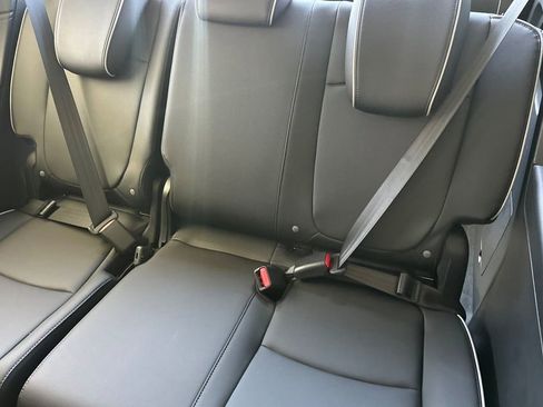 New 2026 Honda Odyssey Touring image 18