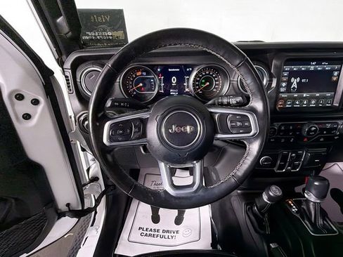 Used 2021 Jeep Wrangler Unlimited Sahara w/ Uconnect 4C Nav & Sound Group AWD/4WD image 11