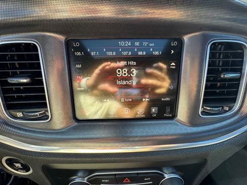 Used 2016 Dodge Charger R/T image 21