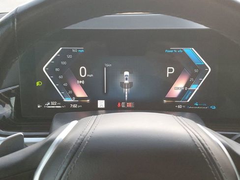 Used 2025 BMW X5 xDrive50e image 38