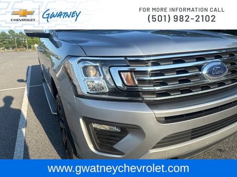 Used 2020 Ford Expedition XLT w/ Equipment Group 202A AWD/4WD image 13