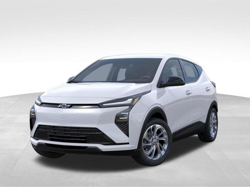New 2027 Chevrolet Bolt LT FWD image 6