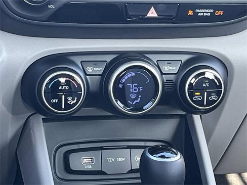 Used 2026 Hyundai Venue SEL image 16