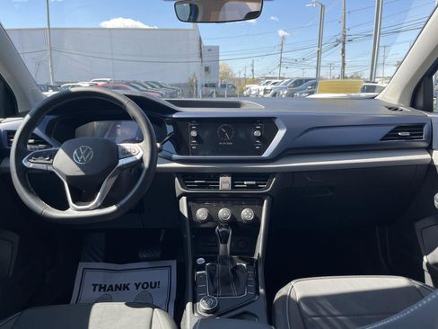 Used 2023 Volkswagen Taos SE AWD/4WD image 13