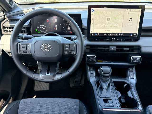 New 2026 Toyota RAV4 XSE w/ Panoramic Sun Roof Package AWD/4WD image 21