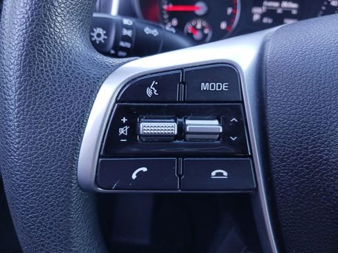 Used 2019 Kia Sorento L image 31