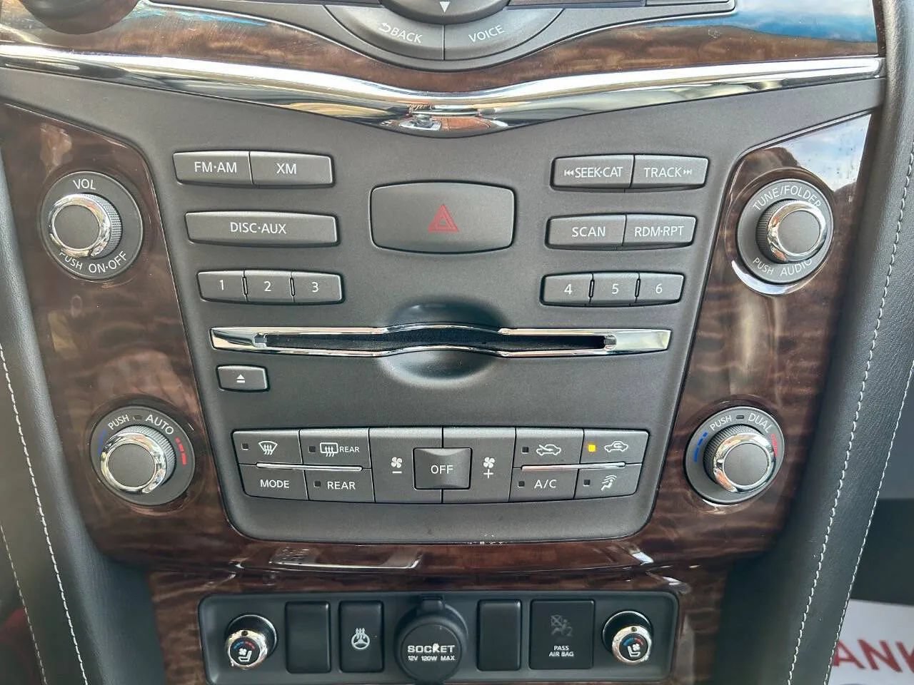 Used 2017 Nissan Armada Platinum w/ Captain Seat Package RWD image 29