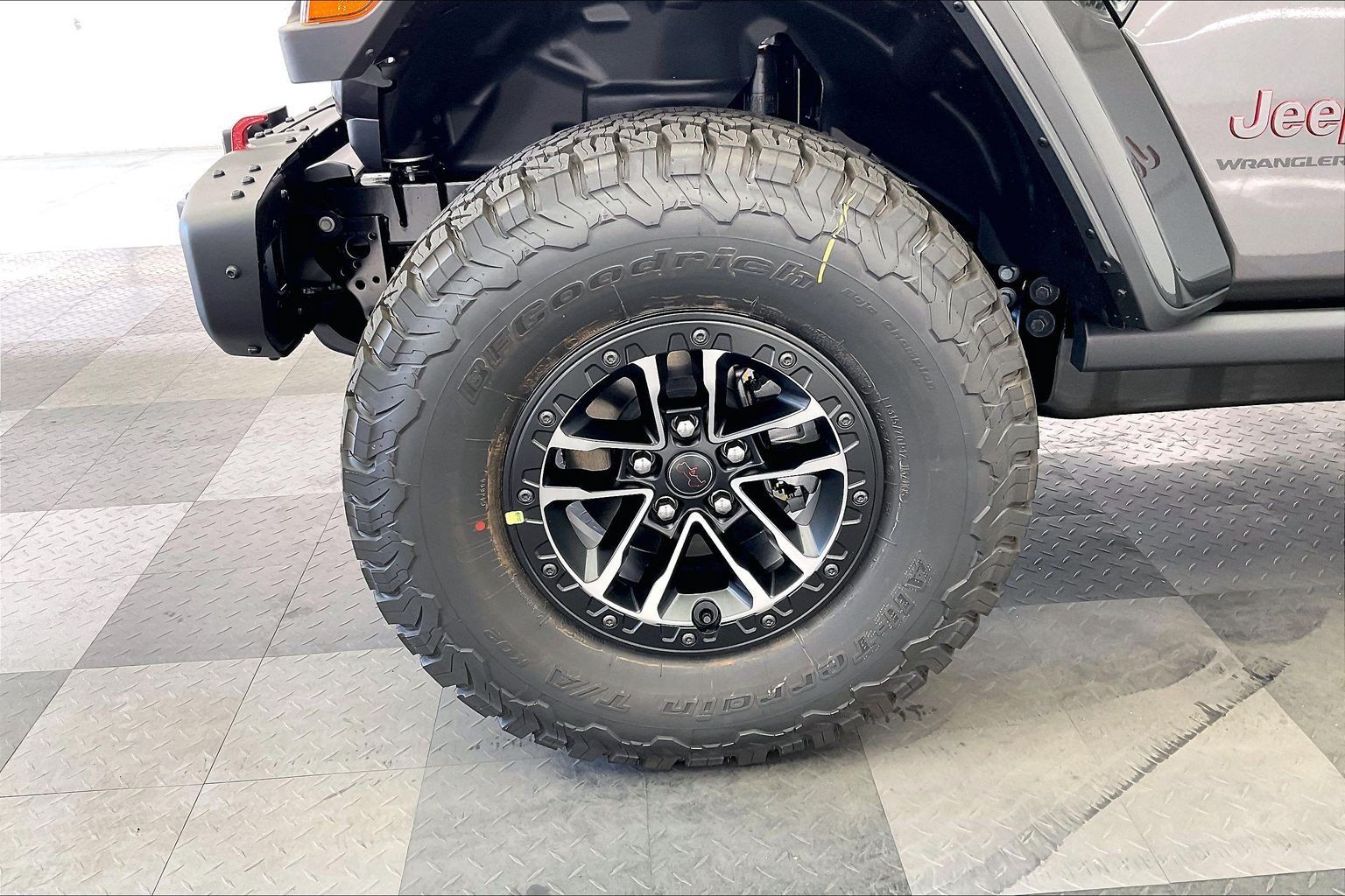 New 2027 Jeep Wrangler Unlimited Rubicon AWD/4WD image 14