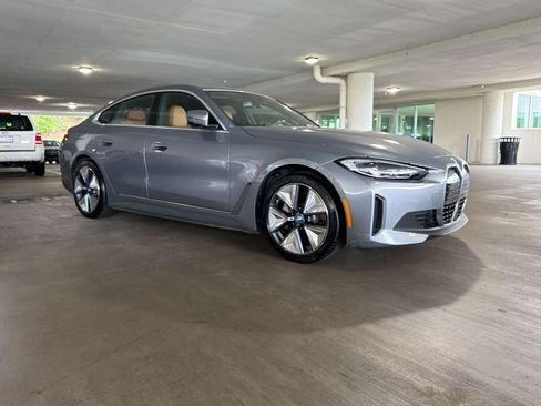 Used 2023 BMW i4 eDrive40 w/ Premium Package RWD image 5