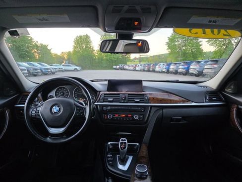 Used 2015 BMW 328i xDrive Wagon AWD/4WD image 19