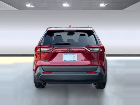 Used 2025 Toyota RAV4 XLE w/ Convenience Package AWD/4WD image 10