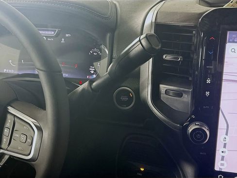 New 2025 RAM 3500 Laramie image 12