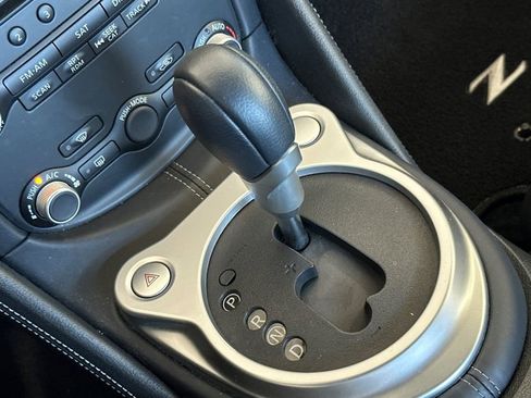 Used 2019 Nissan 370Z Touring Sport image 20