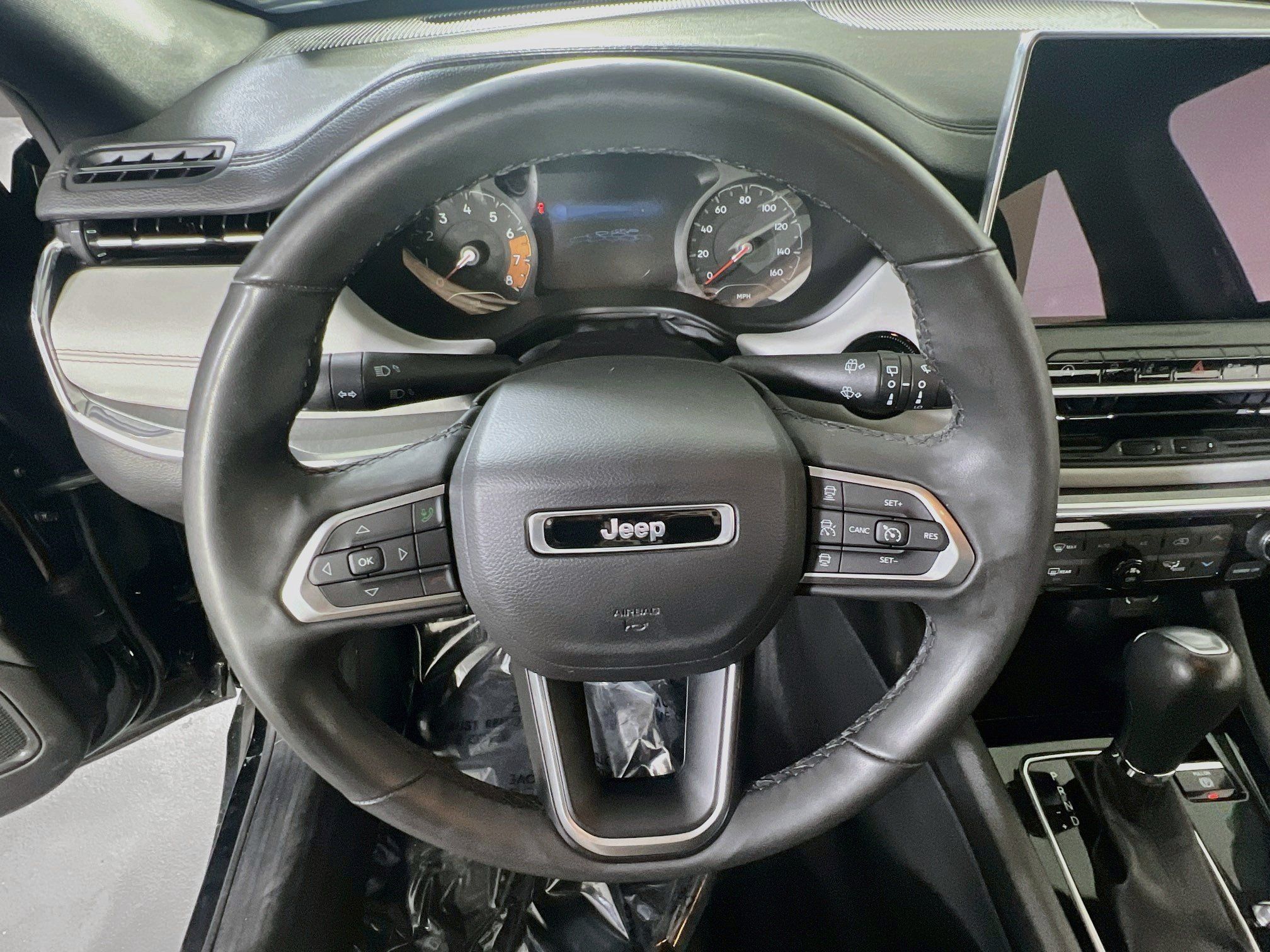 Used 2023 Jeep Compass Limited AWD/4WD image 11