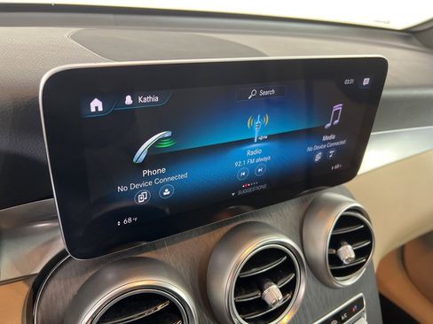 Used 2021 Mercedes-Benz GLC 300 4MATIC image 6