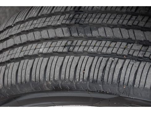 Certified 2025 Subaru Crosstrek 2.5i Limited w/ Popular Package #4A image 11