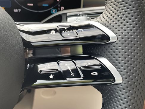 New 2026 Mercedes-Benz CLE 300 4MATIC Cabriolet image 34