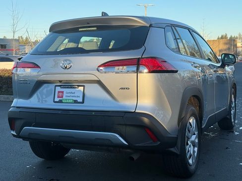 Certified 2025 Toyota Corolla Cross L image 5