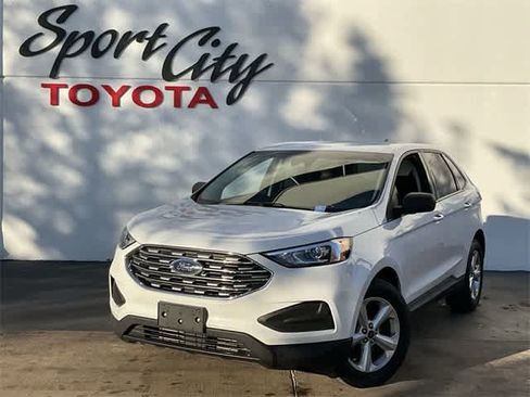 Used 2020 Ford Edge SE image 1