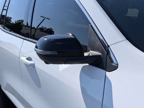 Used 2026 GMC Acadia Elevation FWD image 14