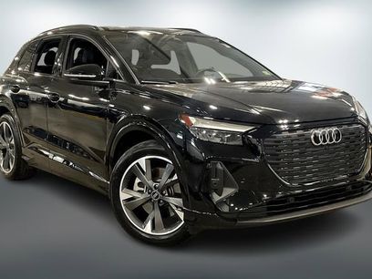 Used 2024 Audi Q4 e-tron Premium w/ Convenience Package