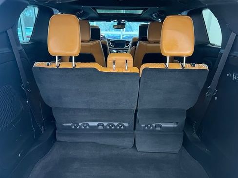 Used 2022 Chrysler Pacifica Pinnacle AWD/4WD image 18