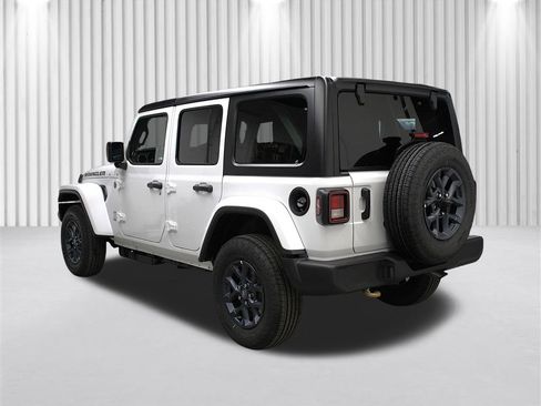 New 2026 Jeep Wrangler Unlimited Sport AWD/4WD image 5