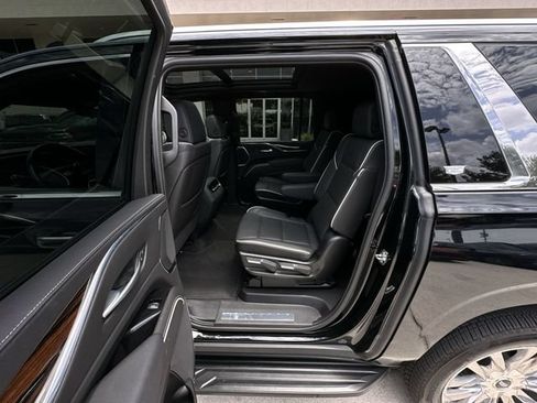 Certified 2024 Cadillac Escalade ESV Premium Luxury RWD image 30