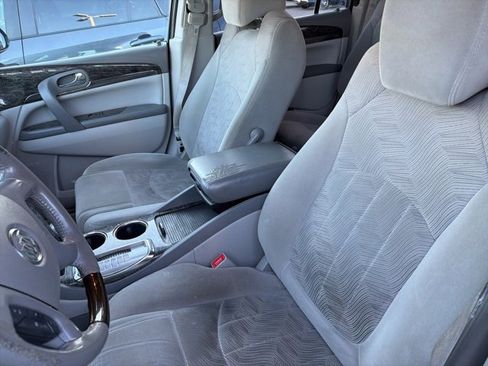 Used 2014 Buick Enclave Convenience image 5