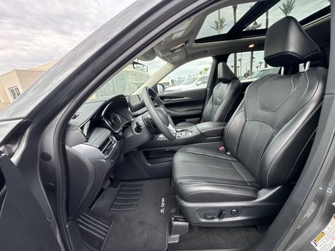 Used 2025 INFINITI QX60 Pure FWD image 10